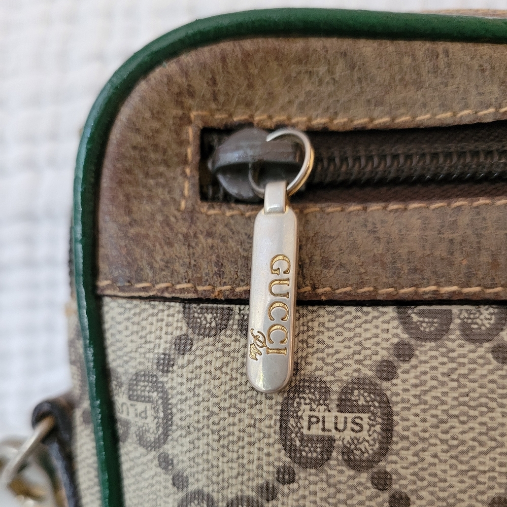 Vintage GUCCI PLUS clutch *READ* - Picture 4 of 13